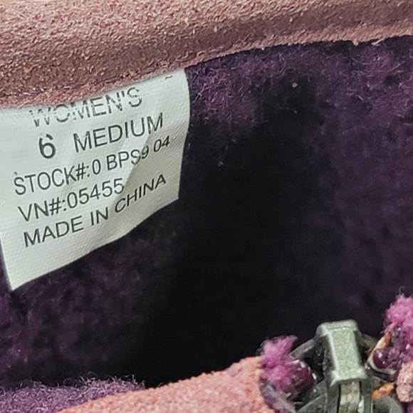 L.L.Bean Purple leather boots size 6M - Picture 11 of 12